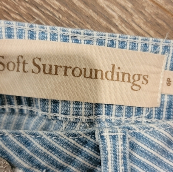 Soft Surroundings Blue and‎ White Vertical Striped Cropped Pants Size 6 P - Picture 3 of 7